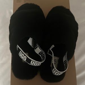 Brand new Ugg fluffy yeah slide